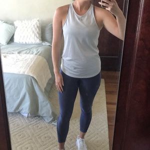 Women's UA Light Grey Run Tank | Excellent condition!
